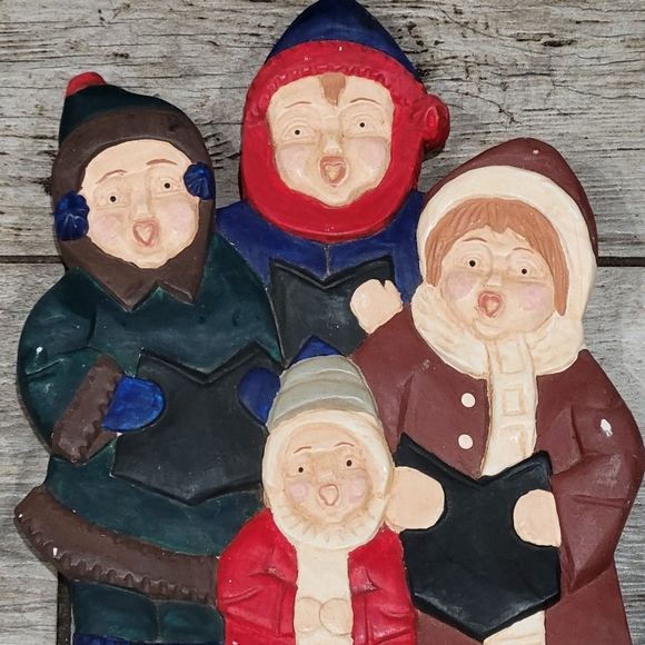Vintage hand carved Wood hanging  plaque of Christmas Carolers HTC - Picture 5 of 16